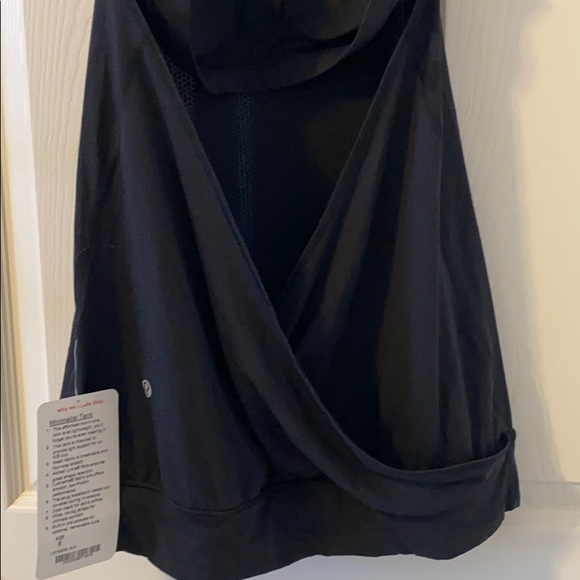 Lululemon Minimalist Tank - Picture 5 of 8